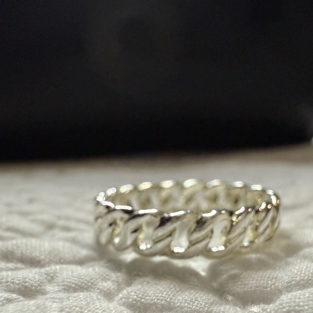 .925 Silver Women's Ring size 9